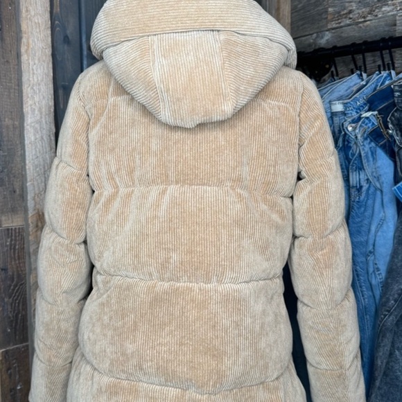 Sam Edelman puffer jacket size XS camel color - Picture 3 of 4